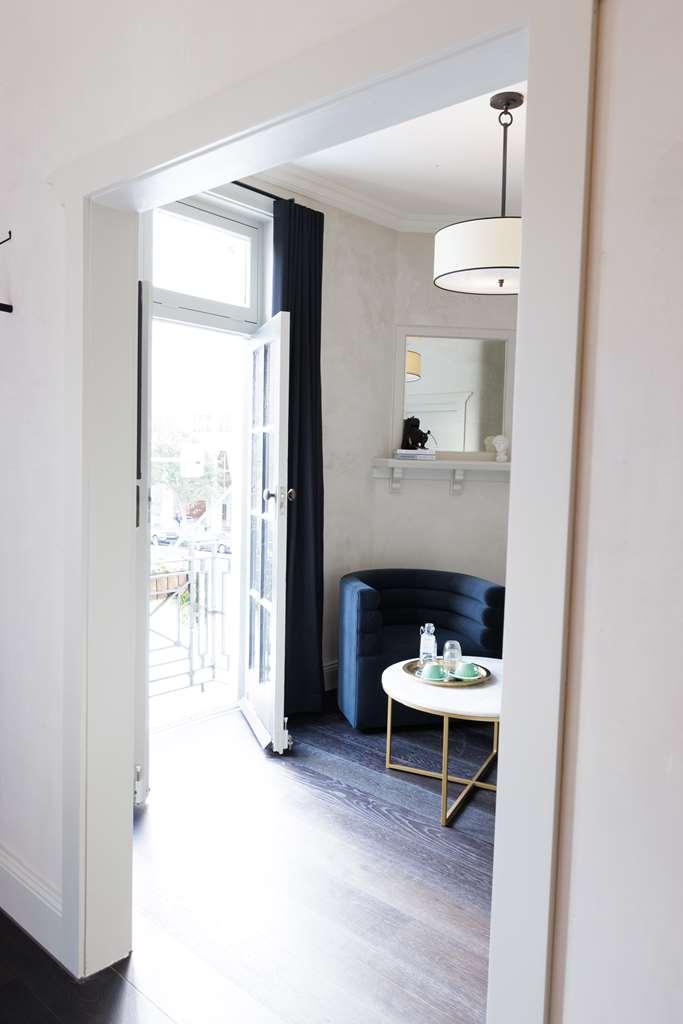 The Strand Hotel シドニー 部屋 写真
