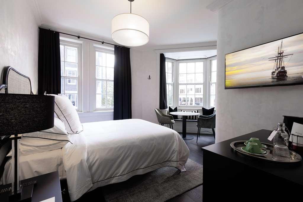 The Strand Hotel シドニー 部屋 写真